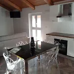 Casa Tuja *