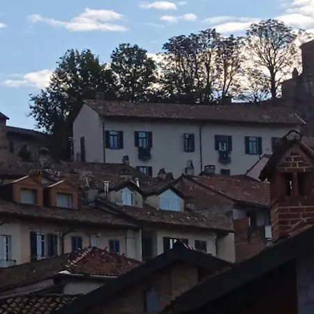 Casa Tuja Roddi